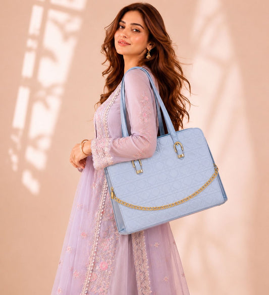 Majestic Chain Tote - Ice Blue