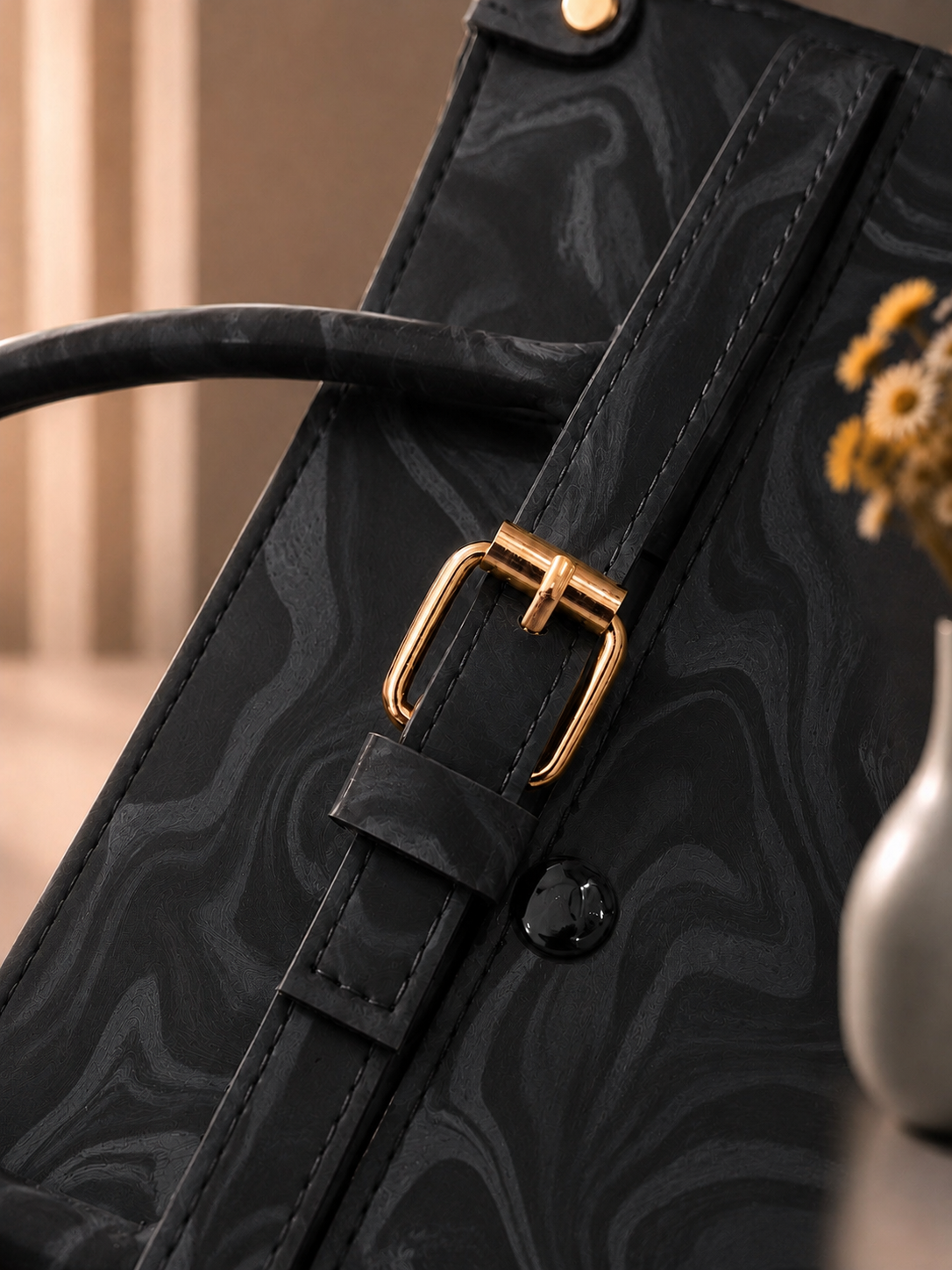 Sabaé Luxe Marble HandBag – Black