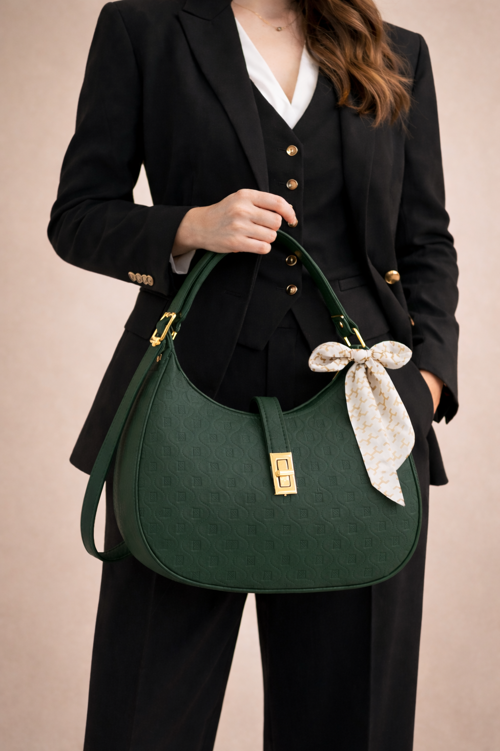 Elegant Green Moon Bag with Golden Accents and Stylish Scarf – The Ultimate Fashion Accessory